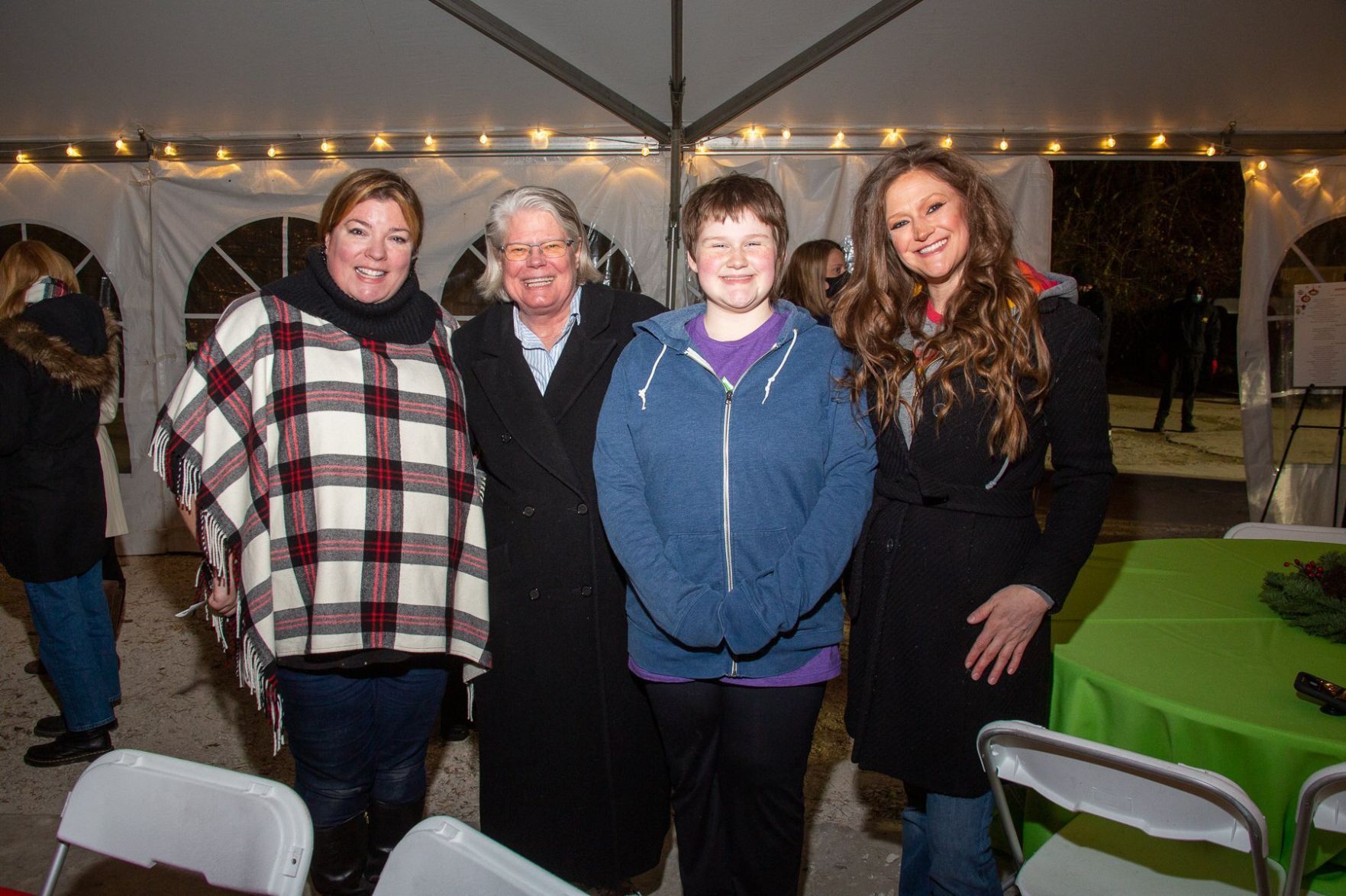 Stephanie Smith, Cheri Knubley, Kristen Knubley, Susie Knubley